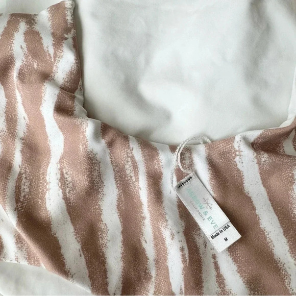 NEW Arrow & Eve C.J. Parker Beige Reversible One Piece Swimsuit - Picture 12 of 12